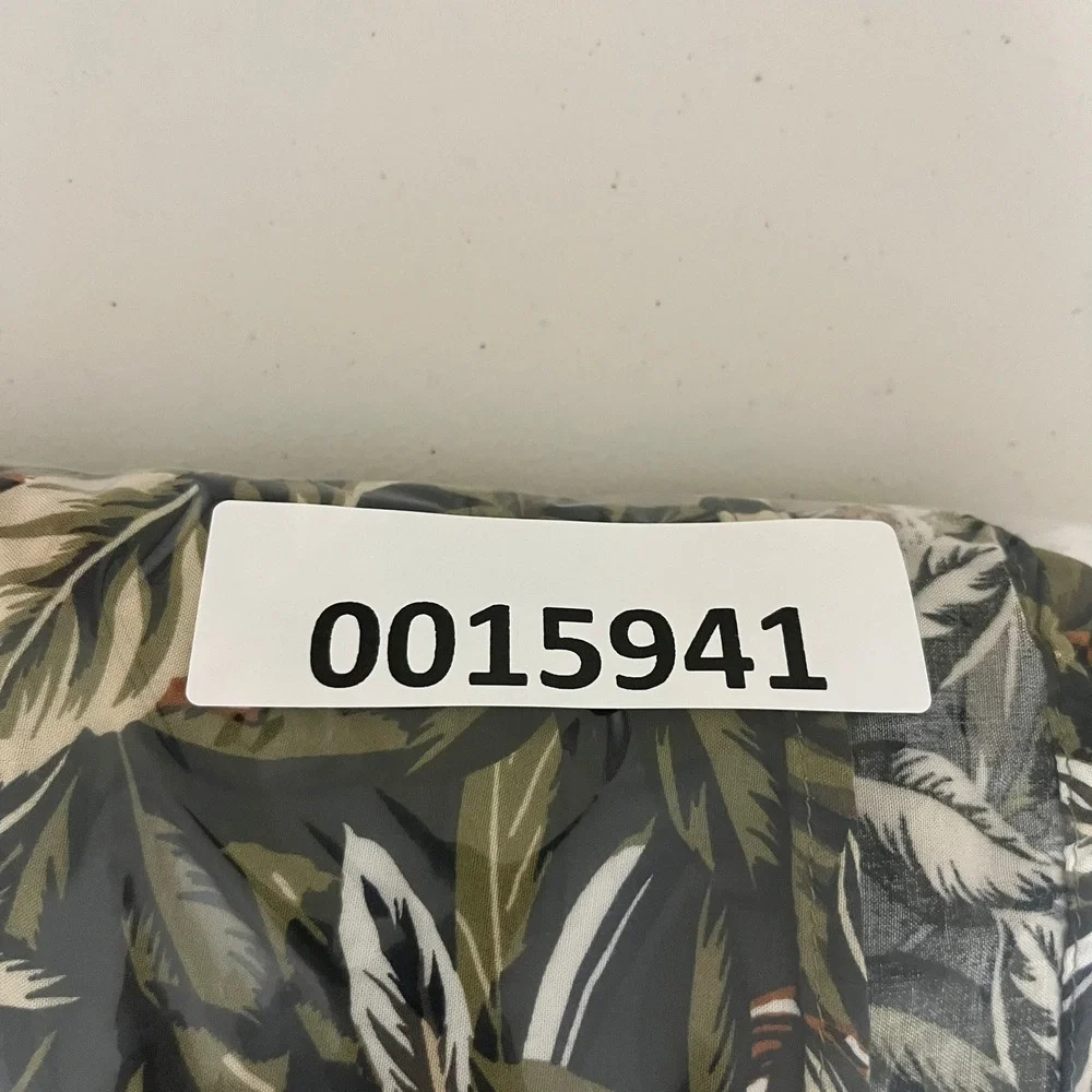 Banana Republic Mens Tiger Tropical Leaf Print Rayon Short Sleeve Shirt‎ Green L